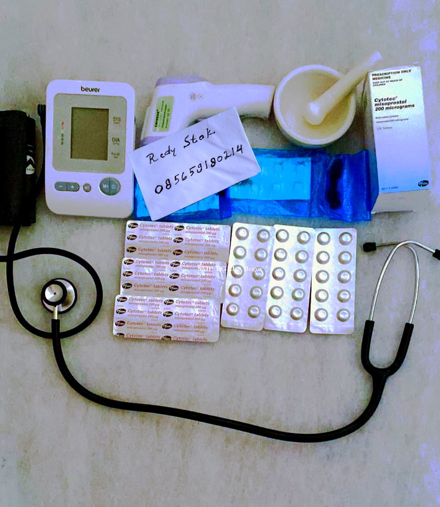 logo smp pgri 8 kota bogor